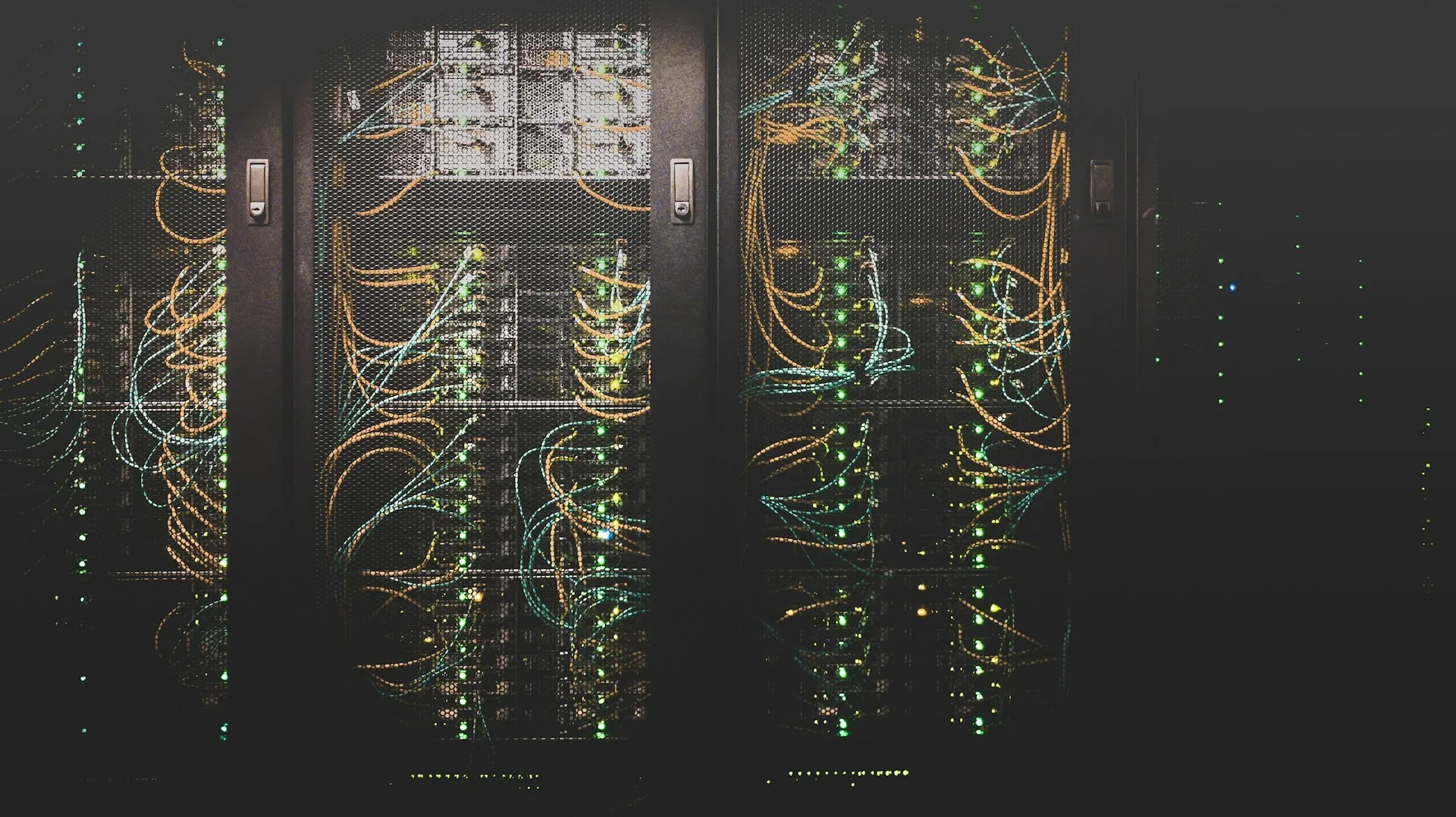 Site-ul merge. *Și mâine, și la anul.*